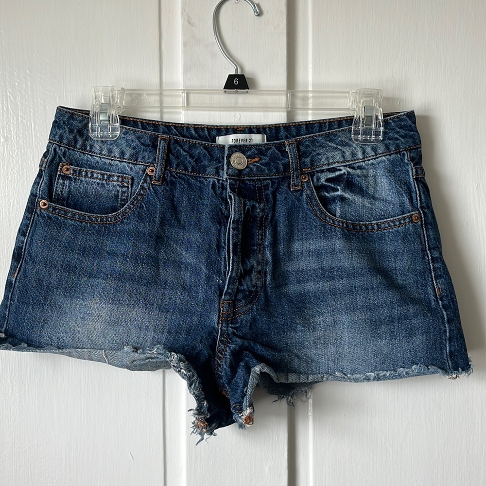 Forever 21 dark wash denim jeans size 26